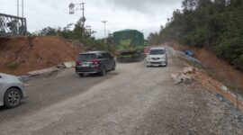 Kondisi arus lalu lintas di km 106 Desa Tanjung Alai mulai berangsur normal, Senin (13/1)