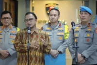 Komisioner Kompolnas Mohammad Choirul Anam memberikan keterangan pers di Jakarta. (Foto: Dok DivHumas Polri)