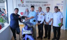 Motor Warga Penyandang Disabilitas Hilang Dicuri, Wako Agung Serahkan Bantuan Motor Pengganti