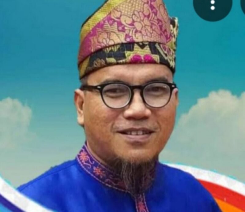 Tokoh Masyarakat Lirik, Johny Setiawan Mundung