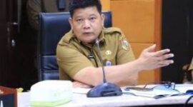 Plt Kepala Dinas Lingkungan Hidup dan Kebersihan (DLHK) Kota Pekanbaru, Iwan Simatupang