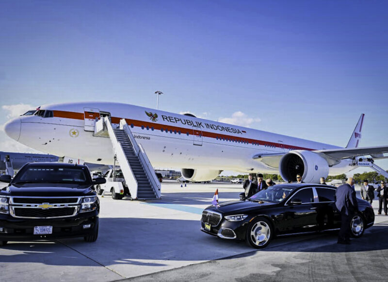 Presiden Prabowo tiba di Bandar Udara Internasional John F. Kennedy, New York, Amerika Serikat, pada Sabtu, 20 September 2025. (Foto: BPMI Setpres)