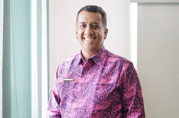 Kepala Disnakertrans Riau, Roni Rakhmat