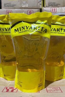 Harga Minyakita di Pekanbaru Meroket Tembus Hingga Rp 20.000 per Liter, Disperindag Telusuri ke Distributor