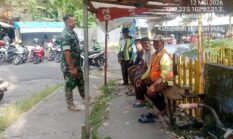 Babinsa Tetap Jaga Hubungan Baik dengan Warga Desa Binaan Lewat Komsos