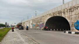 Terowongan Fly Over Living Word Jalan Soekarno Hatta Pekanbaru