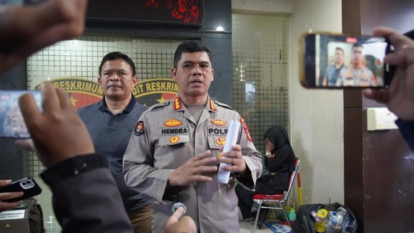 Kabid Humas Polda Jabar, Kombes Hendra Rochmawan