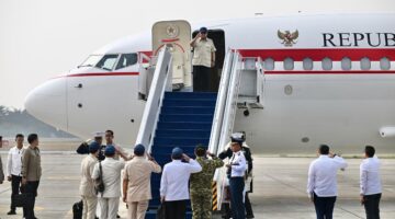 Presiden Prabowo Tiba di Pekanbaru, Pantau Penanganan Karhutla di Rimbo Panjang Kampar
