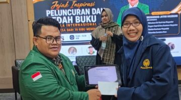 Viral! Mahasiswa Ahli Gizi dan Ahli Pengobatan Gratis Sedunia Banjir Pujian Bedah Buku Skala International di UI