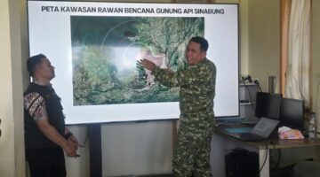 Dandim 0205/TK Tinjau Langsung Aktivitas Gunung Sinabung Bersama BPBD dan PVMBG