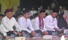 Dandim 0302/Inhu-Kuansing Hadiri Tabligh Akbar UAS, Ajak Masyarakat Teladani Akhlak Rasulullah SAW dan Doakan Karhutla Segera Berakhir