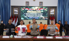 Polres Siak Bongkar Sindikat SIM Palsu, 8 Orang Tersangka Diamankan, 500 SIM Diduga Beredar